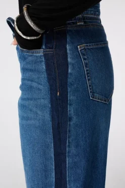 Barrel jeans