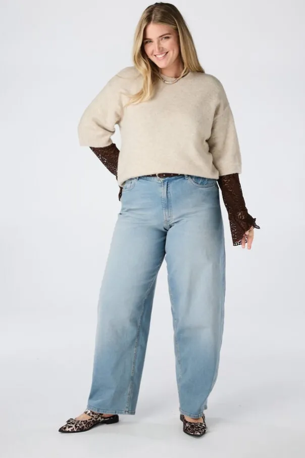 Barrel jeans