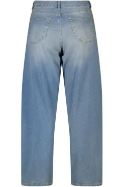 Barrel jeans