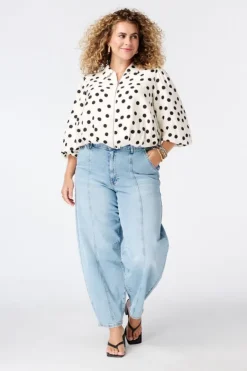 Barrel jeans met siernaden
