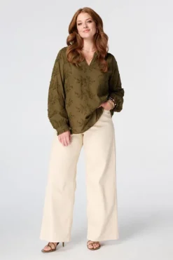 Blouse met borduursel