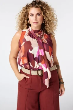 Blouse met hoge hals