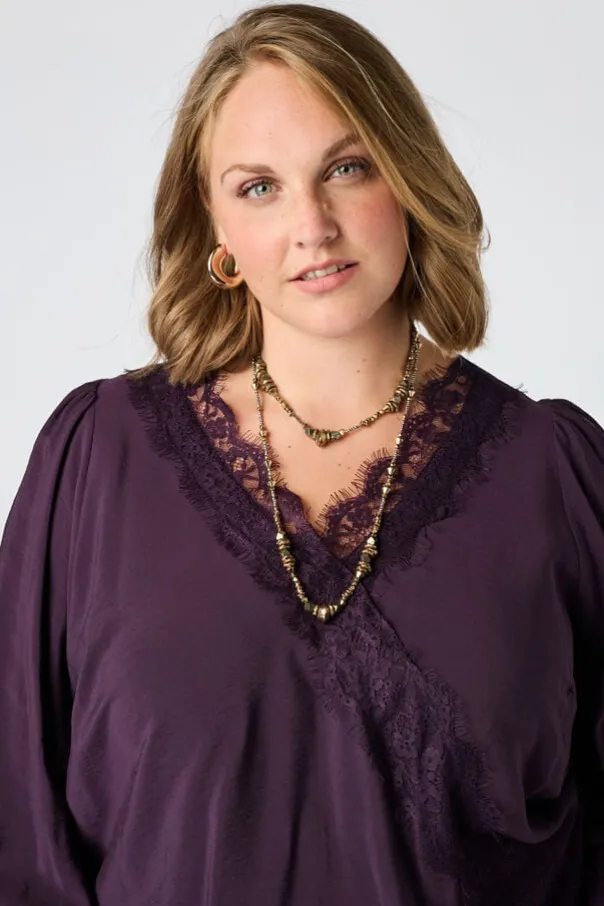 Blouse met kanten details