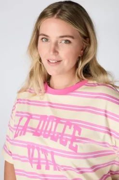 Gestreept t-shirt met tekst