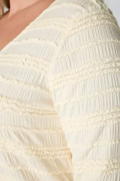 Kanten top met ruffles