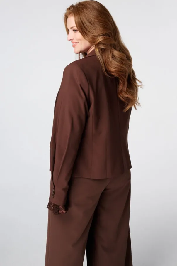 Korte blazer met geplooide mouwen