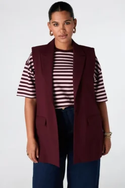 Lang gilet met knoopsluiting