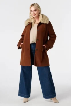 Manteljas met faux fur kraag