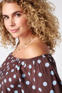 Off-shoulder blouse met polka dot