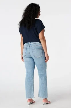 Straight leg jeans met mid waist