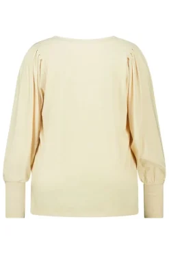 Top met pofmouwen