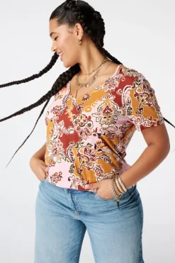 Top met print en V hals
