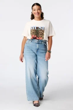 Wide leg jeans met riempje