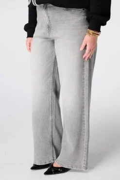 Wide leg jeans met riempje