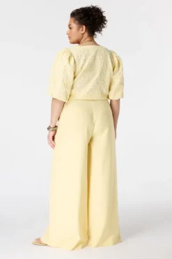 Wide leg pantalon met siernaden